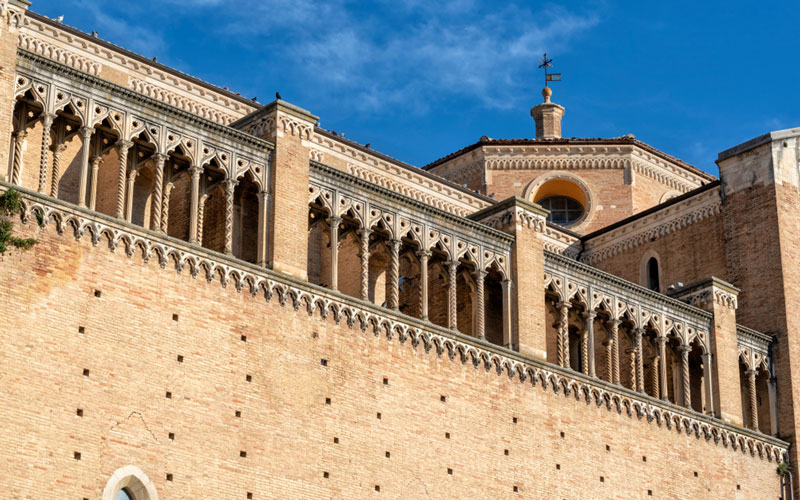 ITINERARI D'ABRUZZO, TRA FEDE E SAPORI